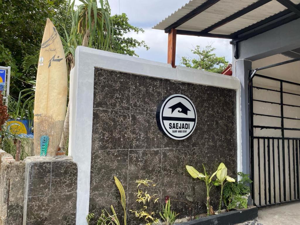 Krui Saejadi Surf And Stay Exterior photo